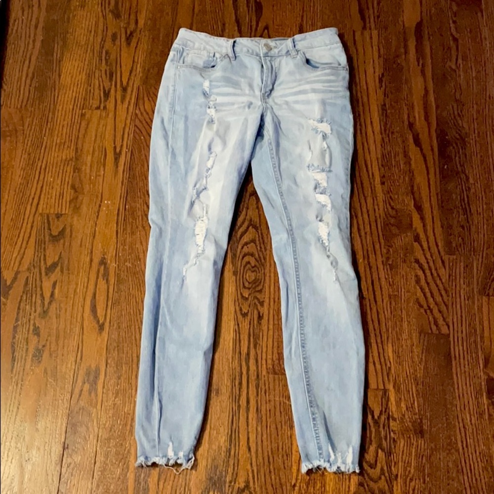 Charlotte Russe light wash distress jeans- size 4